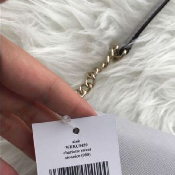 NWT Kate Spade Crossbody Light Gray - Picture 5 of 8